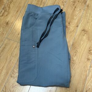 FIGS Kade Cargo Ceil Blue Scrubs